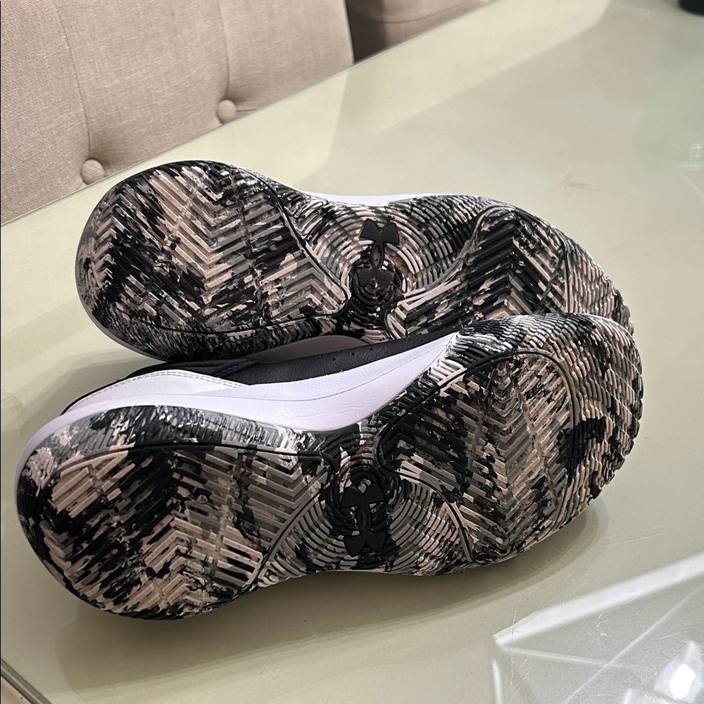 Under Armour Men’s Jet ‘21 Basketball Sport Athletic Trainers Shoes Size 11 - Picture 7 of 10